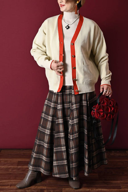 ビビット配色Ｖネックバイカラーカーディガン