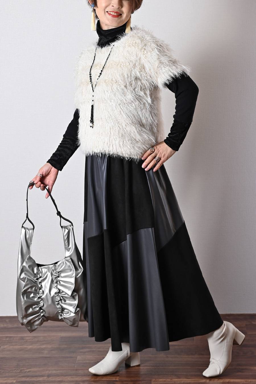 ショートスリーブシャギーニット+エコレザースカート２点セットコーデ