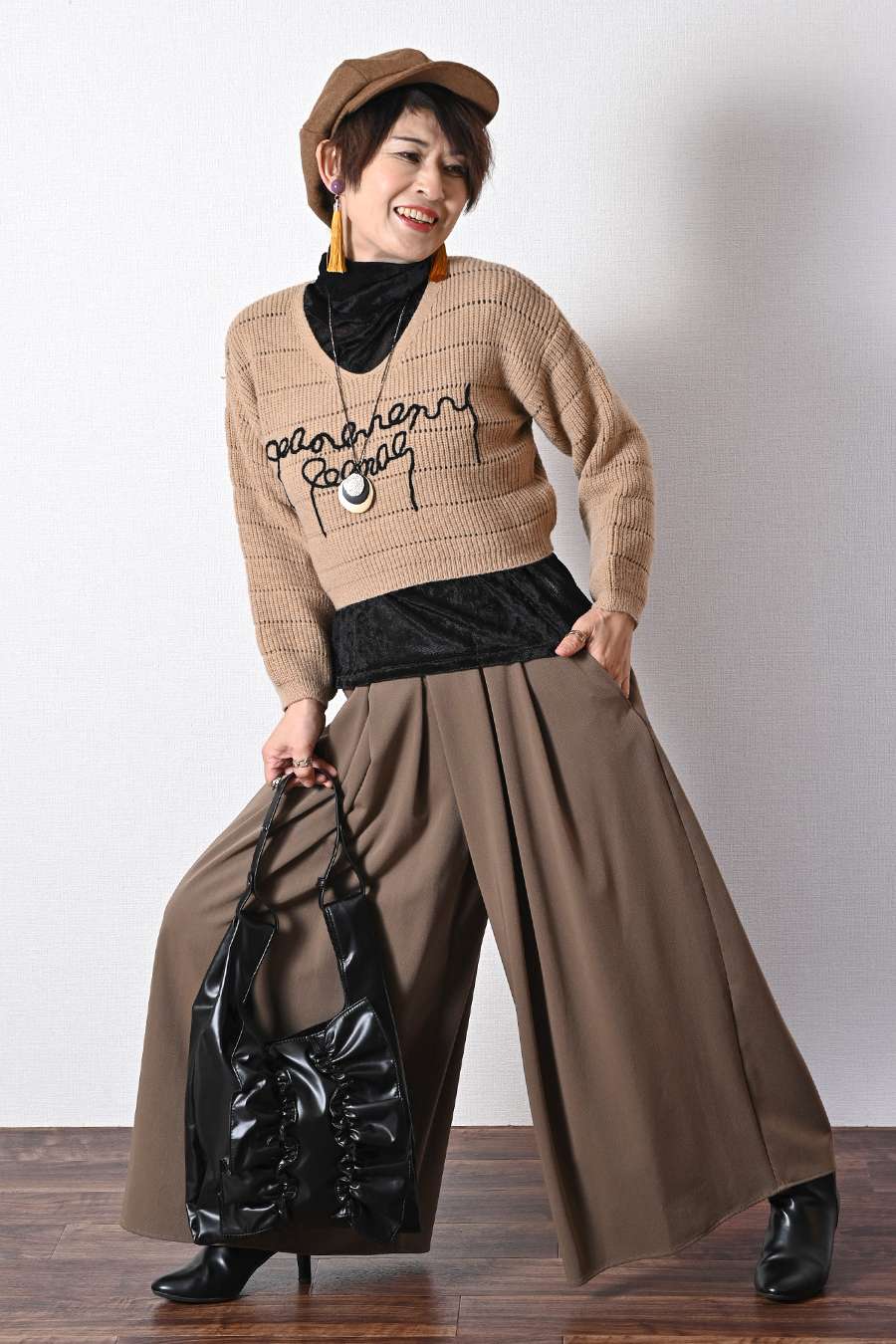 【Special Offer 40%OFF】クラッシュベロア風カットソー＋ベリーショート丈ニット２点セットコーデ