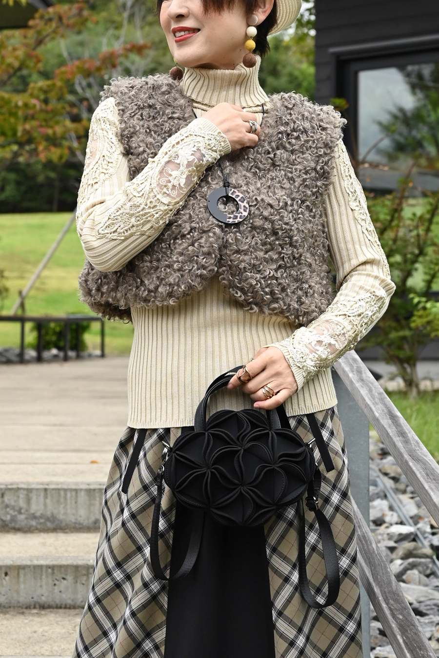 【Special Offer 45%OFF】美ゴージャスレースリブニットソー＋プードルファーショートベスト２点セットコーデ