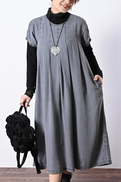 オリジナルチャーム付き！セルロースデニム セミフレアゆったりワンピース【予約販売！発送は3月上旬】