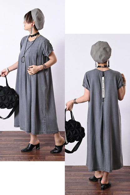 オリジナルチャーム付き！セルロースデニム セミフレアゆったりワンピース【予約販売！発送は3月上旬】