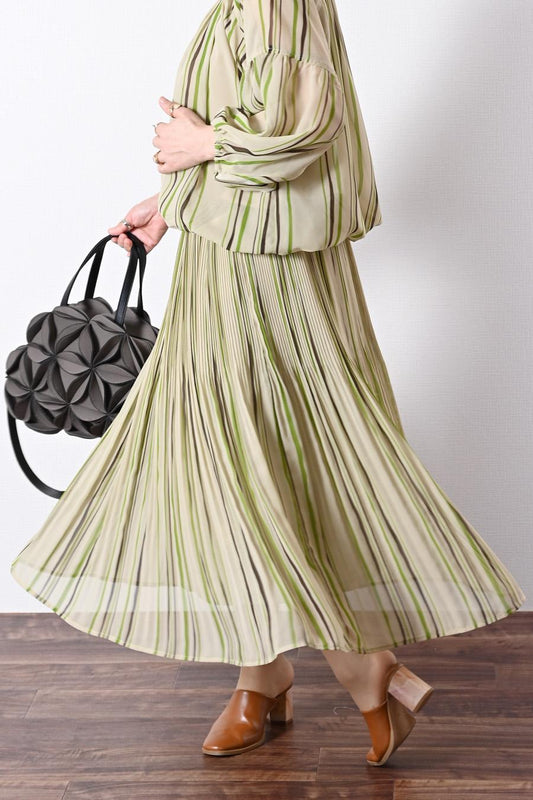 エレガントフェミニンの極み！シフォンストライプ 消しプリーツスカート