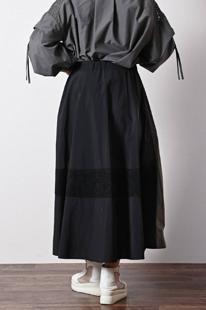 薄軽！トリコロール＆レース切り替えフレアスカート