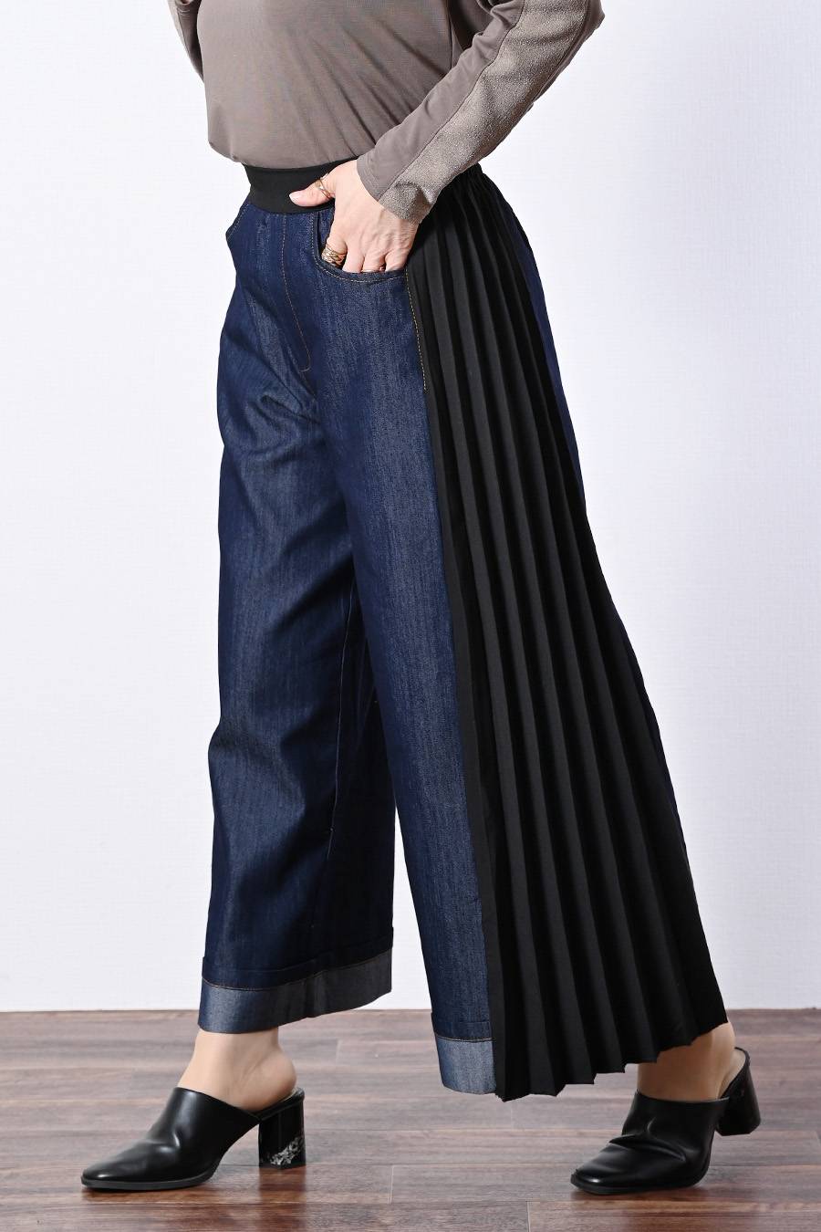 サイドプリーツデニムワイドパンツ【2月中旬以降発送予定】