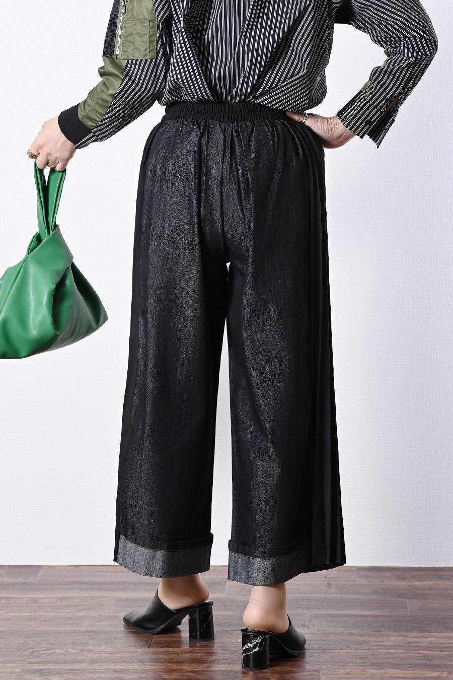 サイドプリーツデニムワイドパンツ【2月中旬以降発送予定】