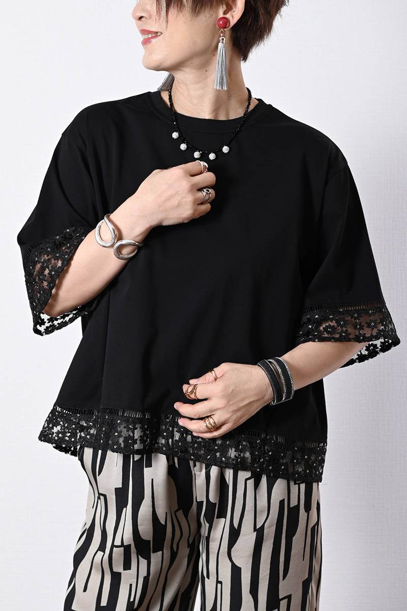 オーガンジーラメ糸刺繍トリミングカットソー