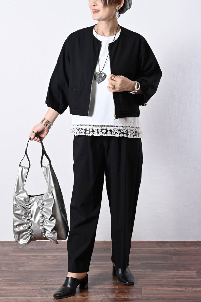 オーガンジーラメ糸刺繍トリミングカットソー