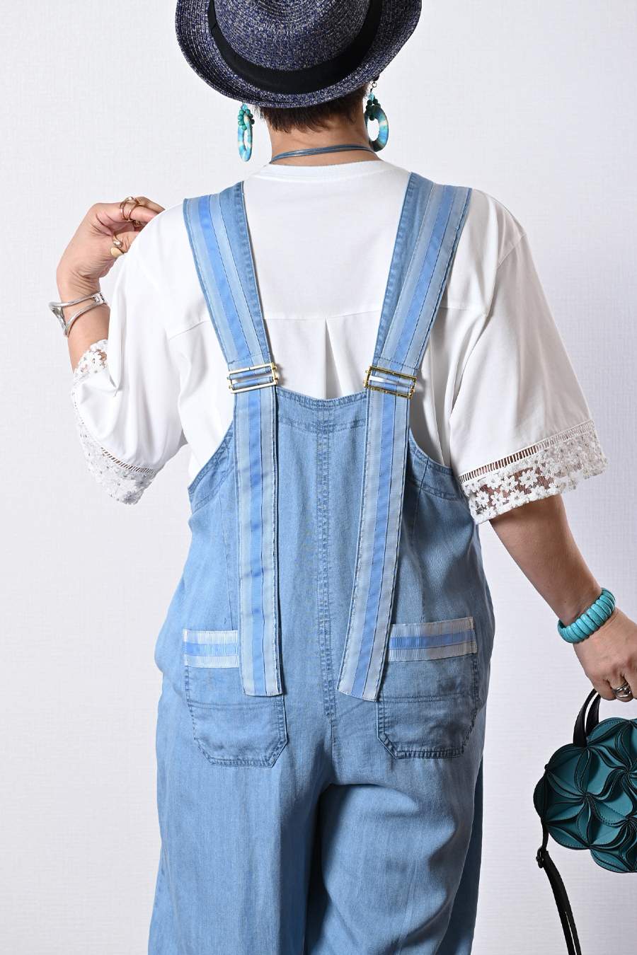 オーガンジーラメ糸刺繍カットソー+ワイドサロペット２点セットコーデ