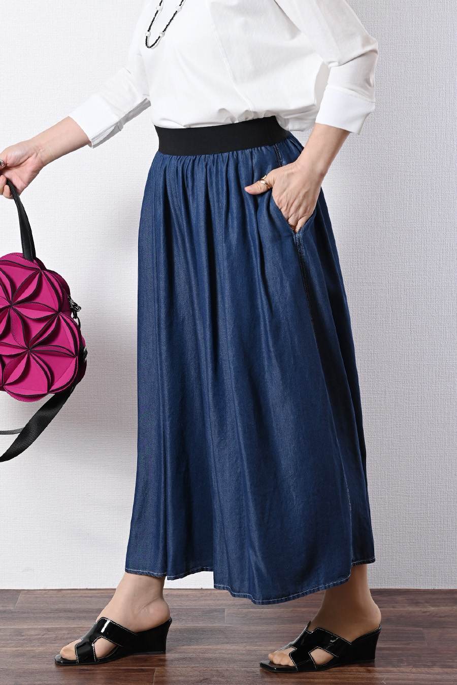 シアー切り替えプルオーバー＋セルロースデニムワイドパンツ2点セットコーデ