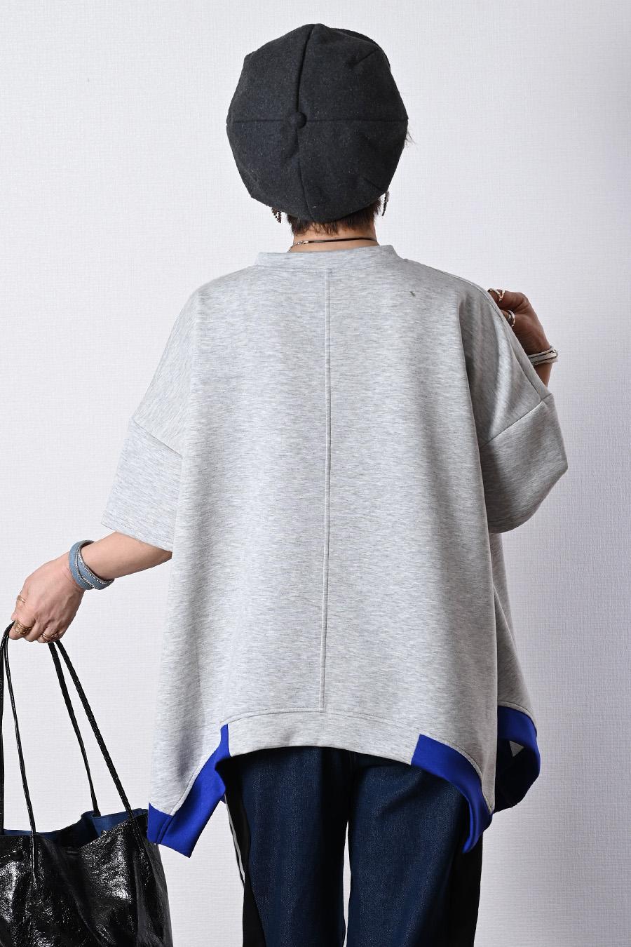 バイカラー配色イレギュラーヘムプルオーバー