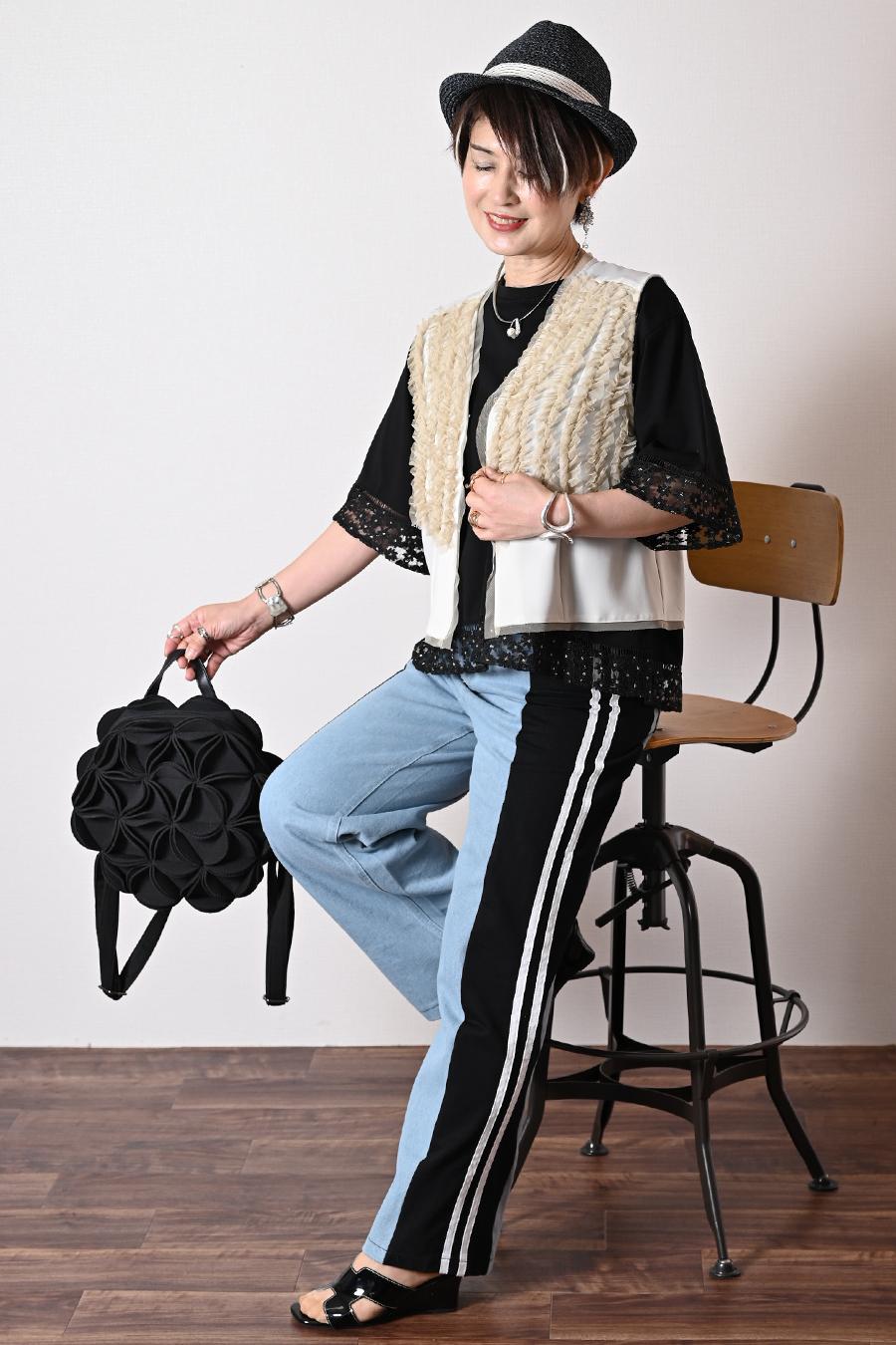 圧倒的な華やぎ！チュールフリル デザインベスト