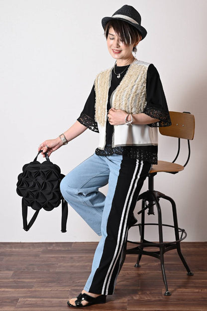 オーガンジーラメ糸刺繍トリミングカットソー+チュールフリル デザインベスト2点セットコーデ