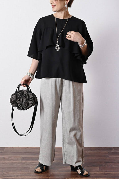 圧倒的な着映え！大人の立体フリルジョーゼットブラウス