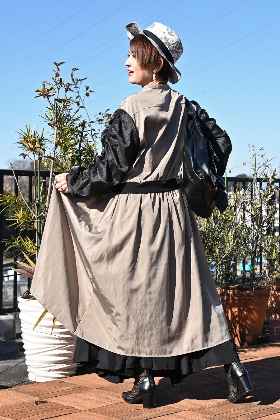 バイカラーレイヤード風２WAYブルゾンワンピース【２月中旬以降発送予定】