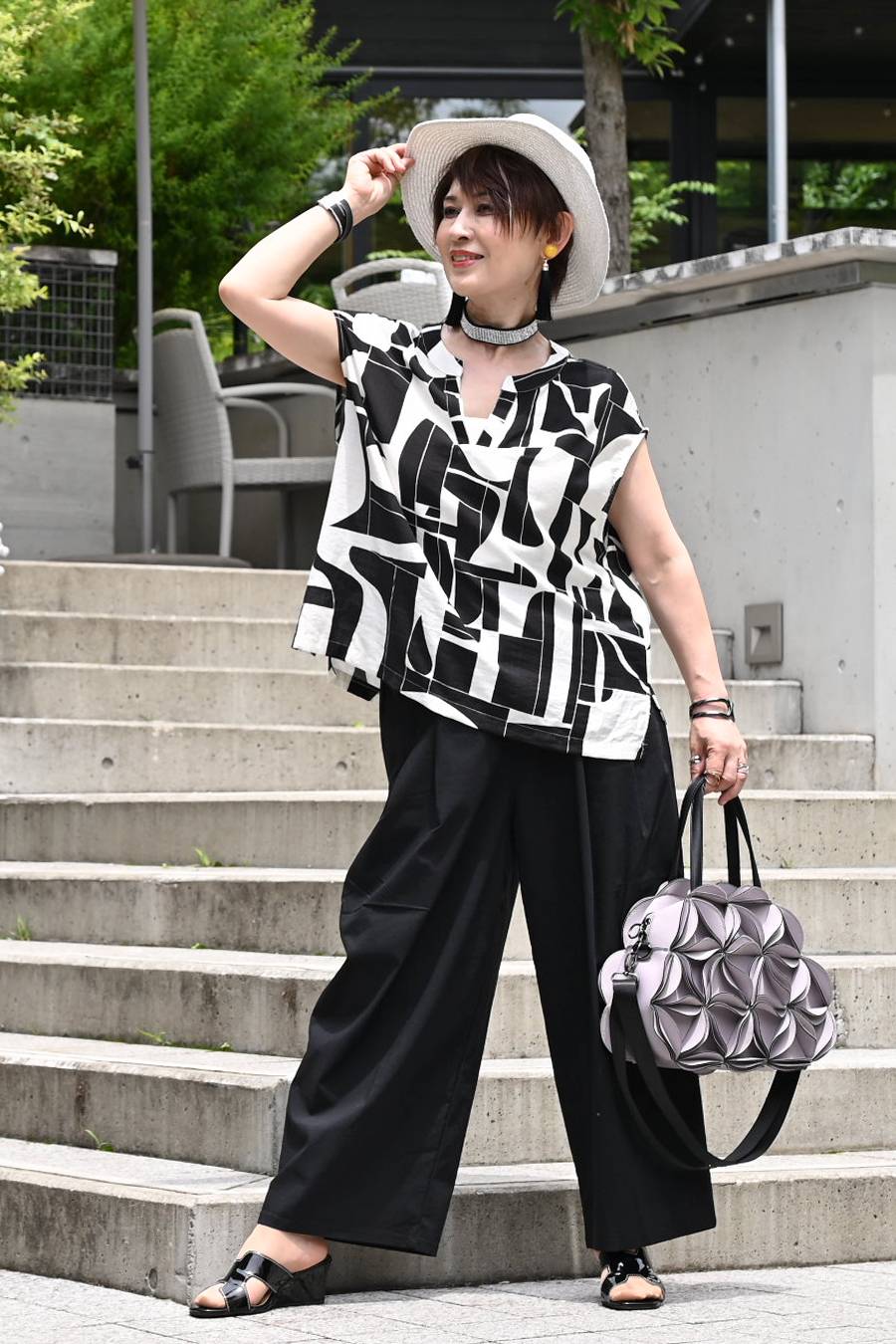 コットンリネン混 タックセミワイドストレッチパンツ