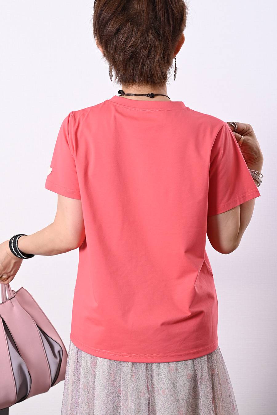 大人の遊び心を上品に！立体ハート刺繍半袖プルオーバー