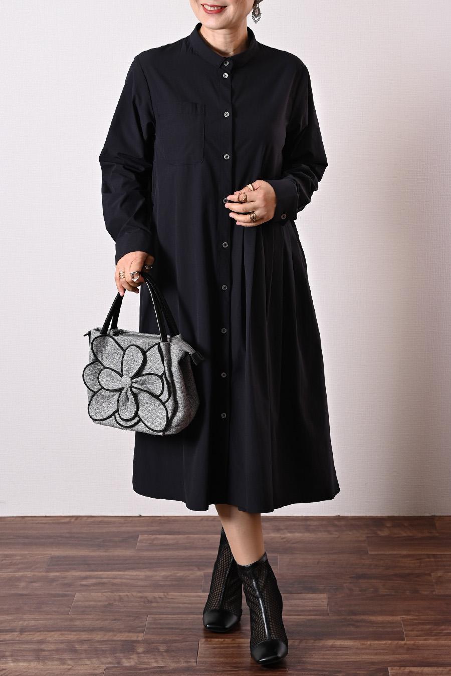シワになりにくい！アシンメトリープリーツ バンドカラーシャツドレス