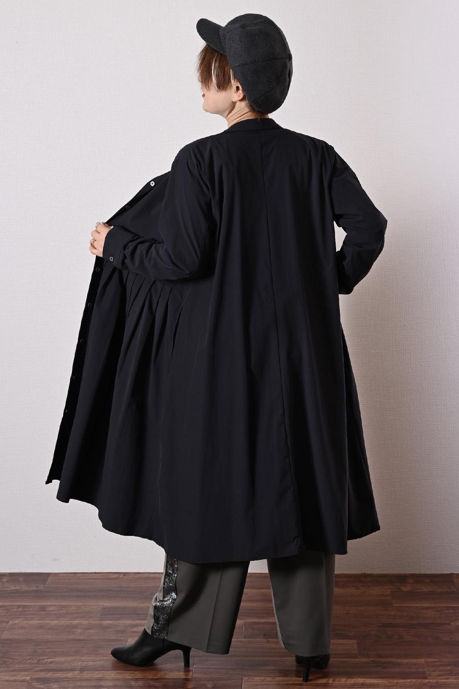 シワになりにくい！アシンメトリープリーツ バンドカラーシャツドレス