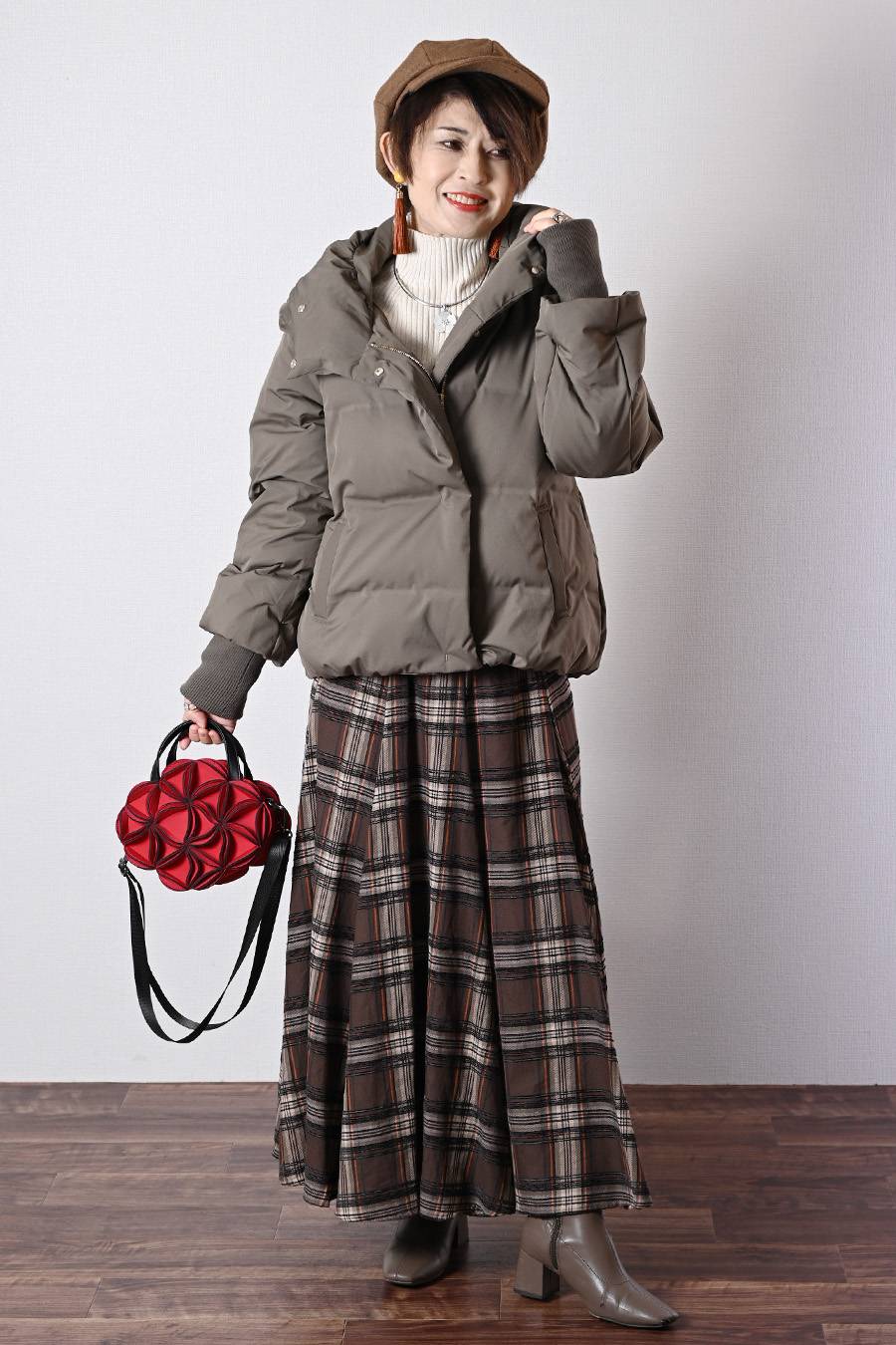 【Special Offer 40%OFF】シームレスストレッチダウン ショート丈