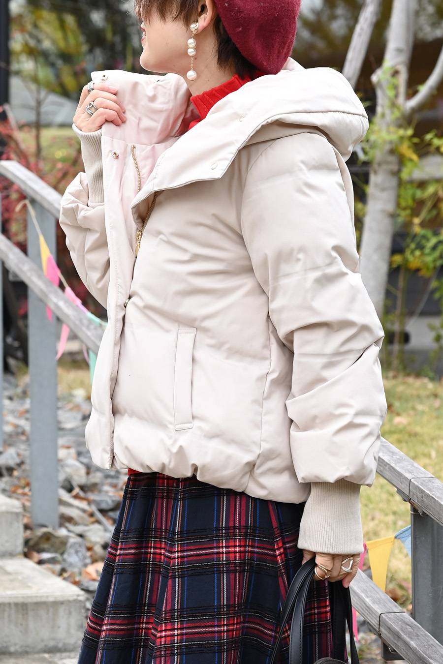 【Special Offer 40%OFF】シームレスストレッチダウン ショート丈