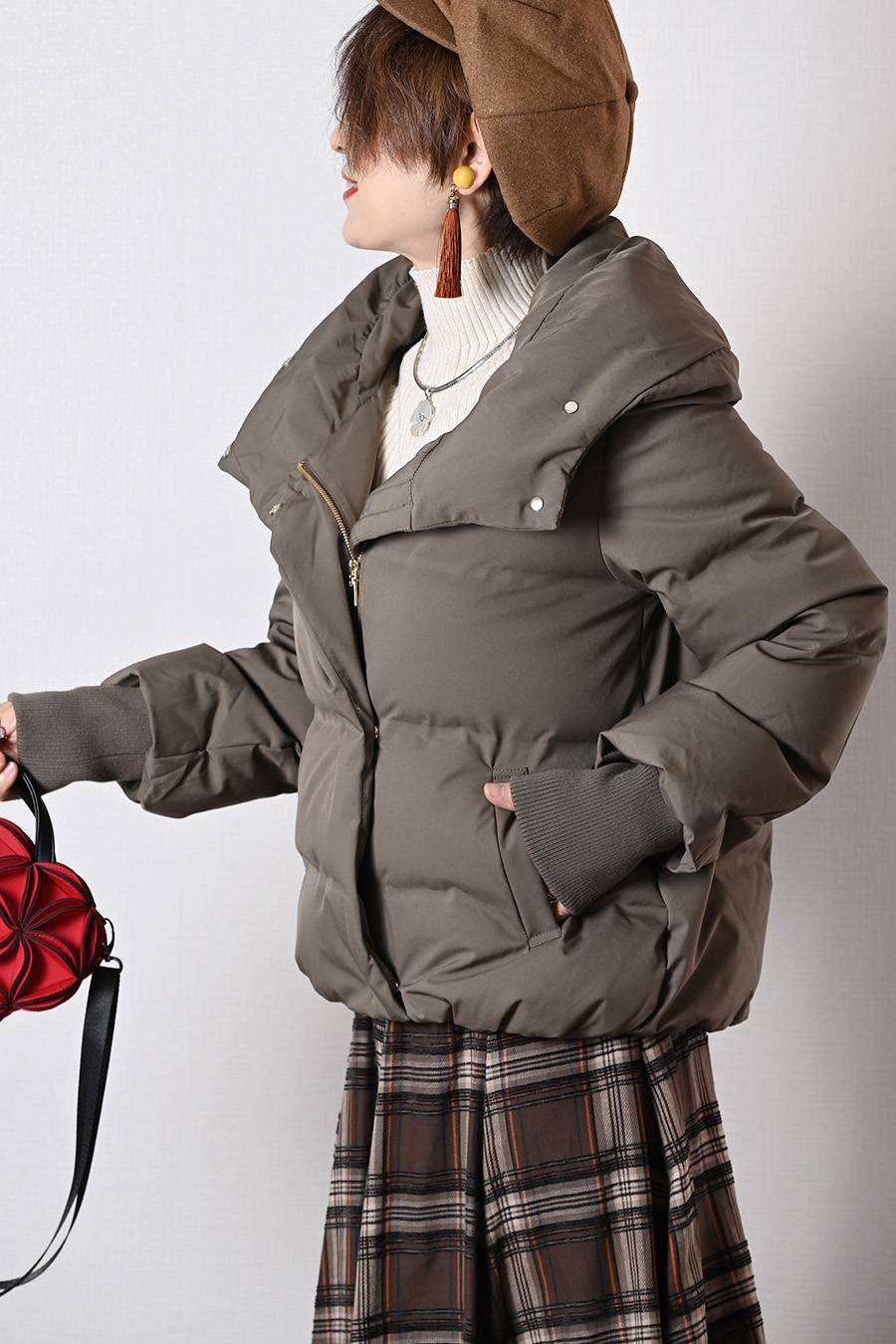 【Special Offer 40%OFF】シームレスストレッチダウン ショート丈