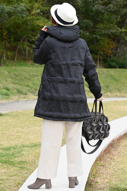 【Special Offer 40%OFF】幾何学柄シームレスダウンコート