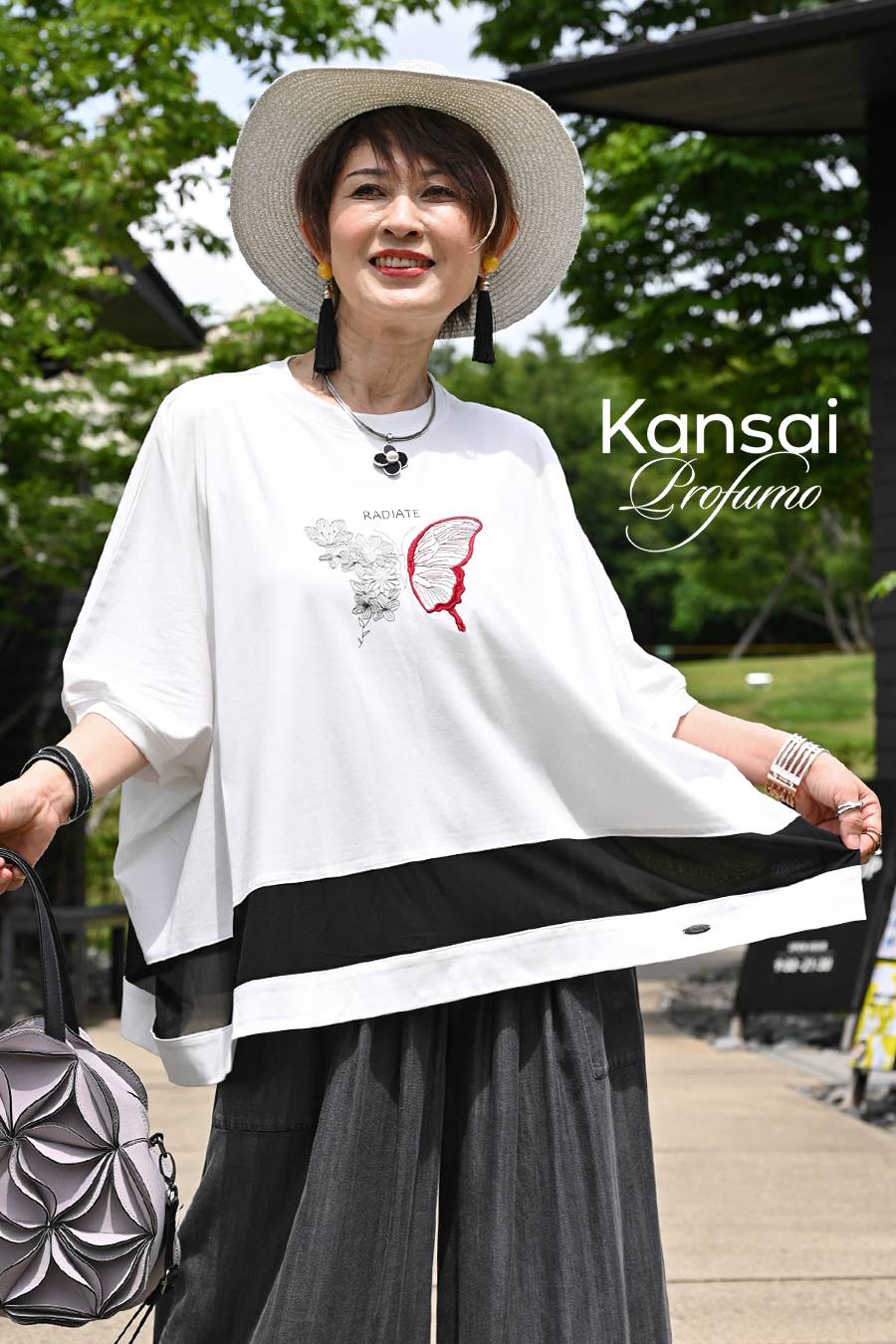ゴージャスにアートを纏う！ビッグサイズバタフライモチーフプルオーバー【Kansai Profumo】