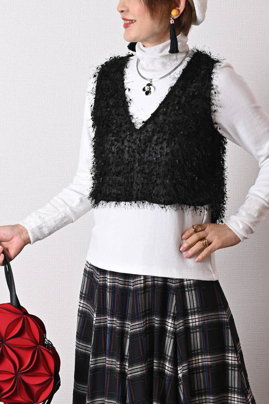 Ｖネックベスト＆ベロアハイネック２点セット（ブラック再入荷）