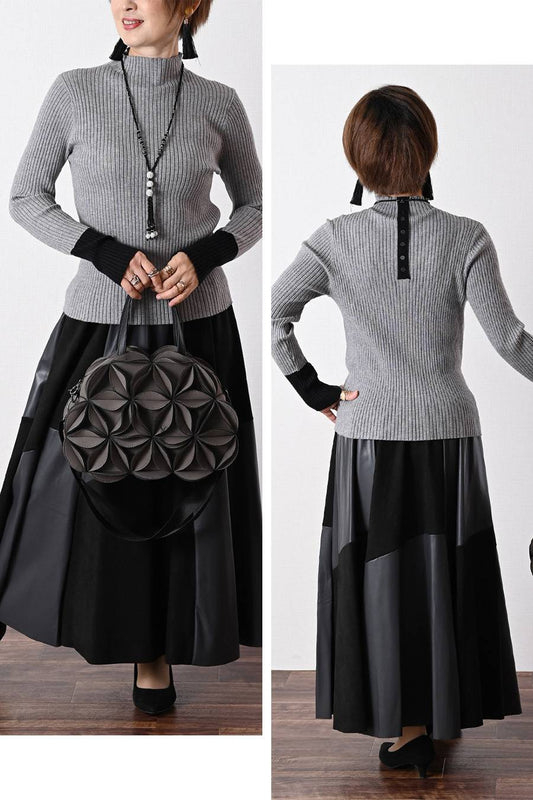 背面ボタンバイカラーリブニット