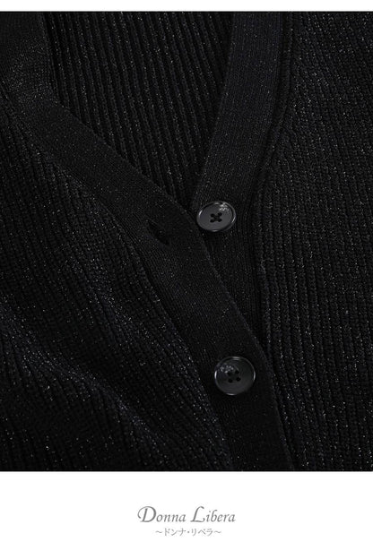 着こなしに華やぎをプラス！ラメ混シアーフリルベスト