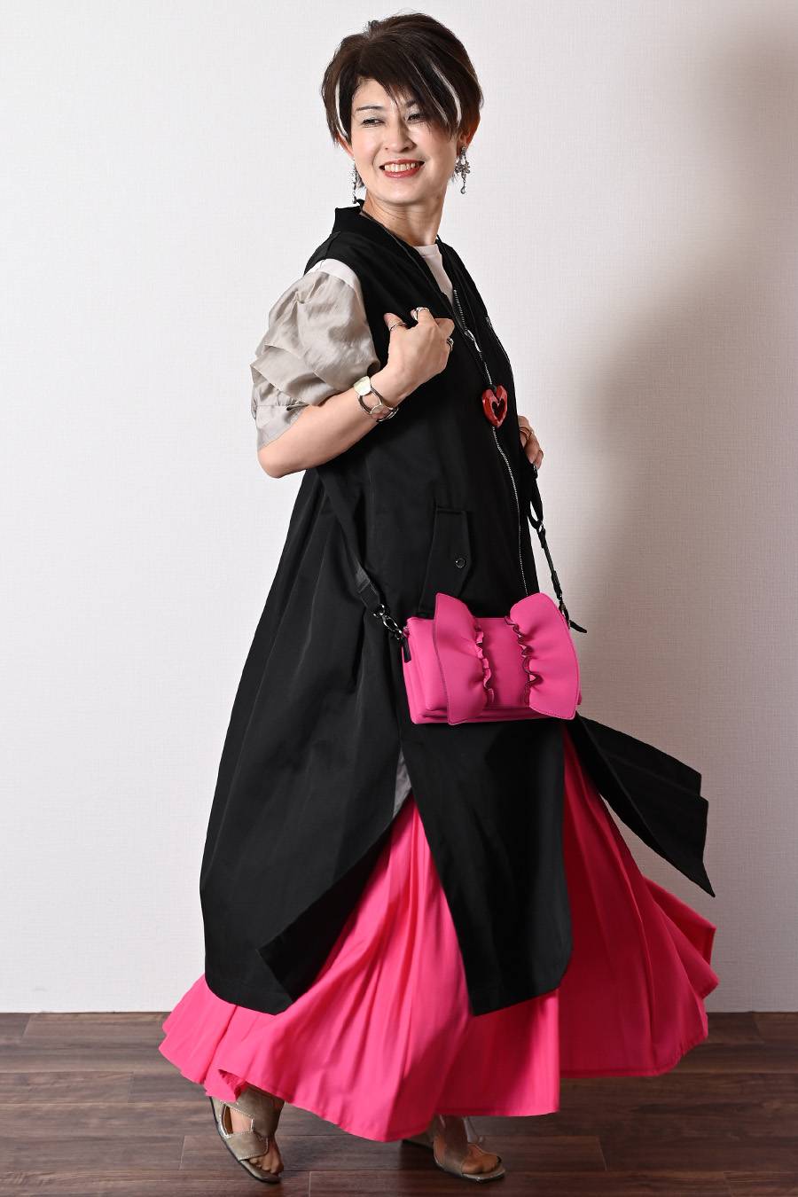 羽織るだけで垢抜け！バックギャザー・ミリタリーロングフライトジャケット