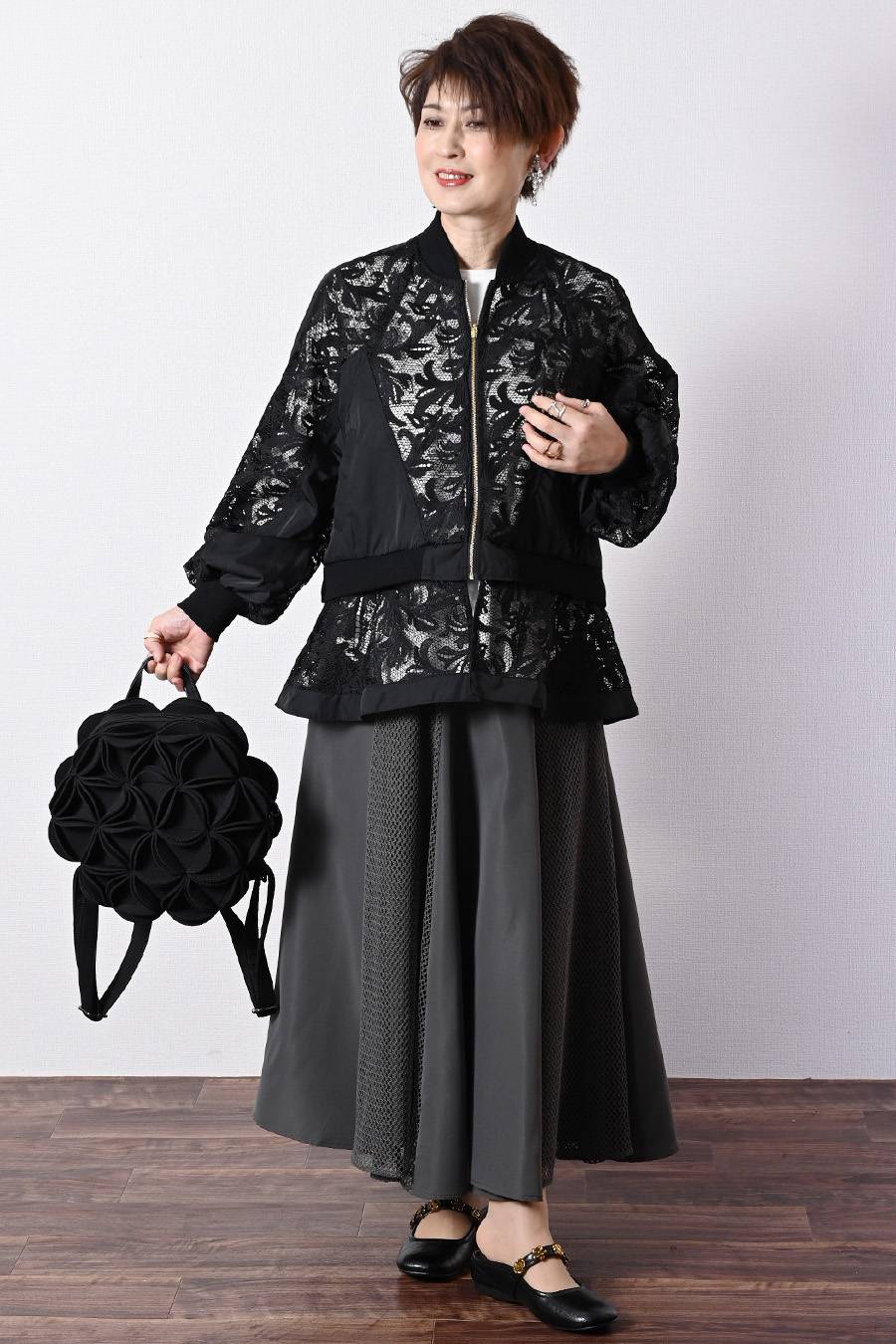 2WAY 総刺繍の贅沢！エンブロイダリーレース・ボンバージャケット