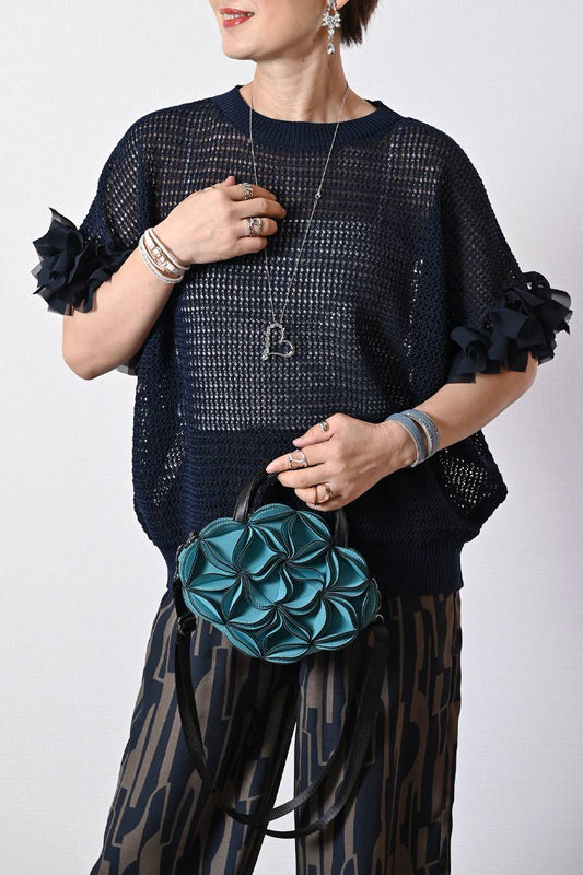 視線を釘付け！袖シフォンリボン・メッシュニットプルオーバー