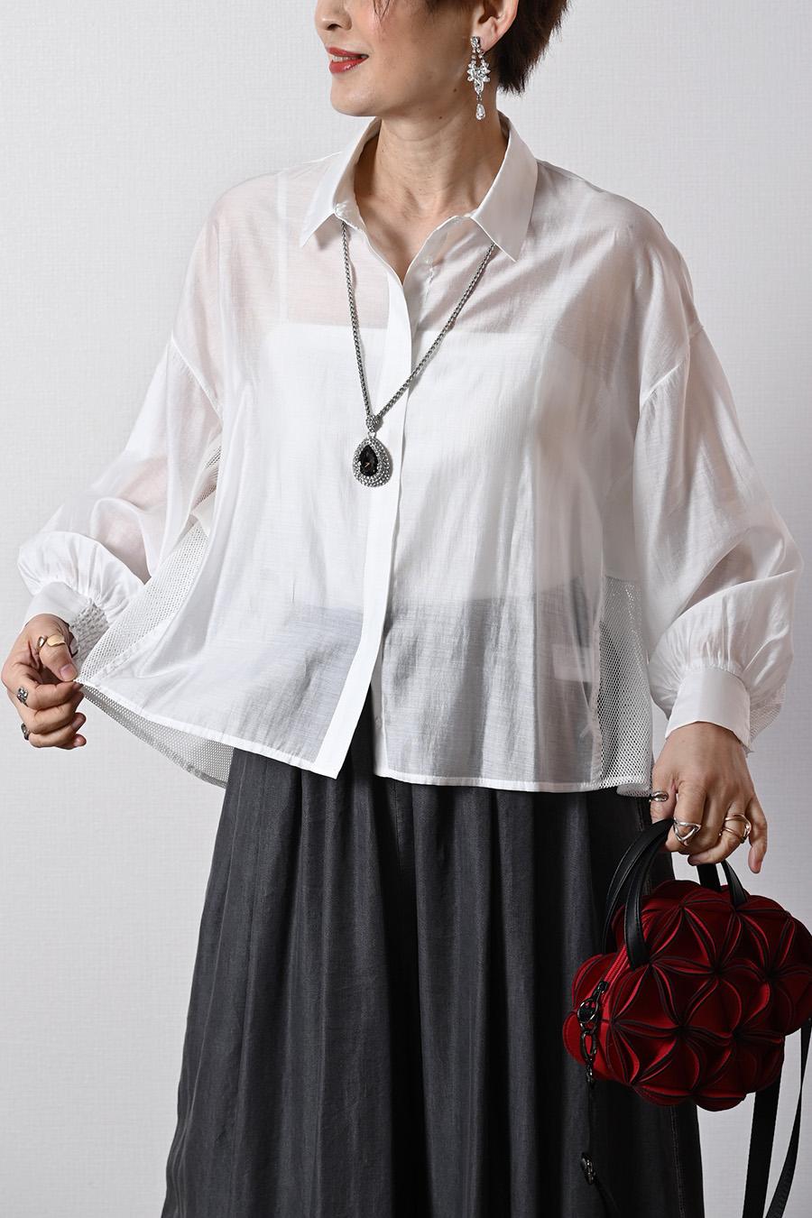 メッシュでモードな抜け感をプラス！シアー×メッシュ 薄軽コンビブラウス