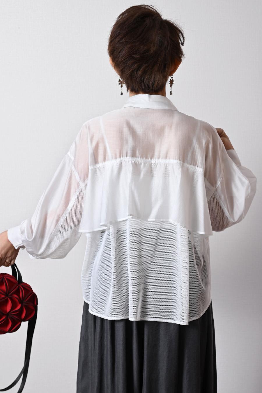 メッシュでモードな抜け感をプラス！シアー×メッシュ 薄軽コンビブラウス