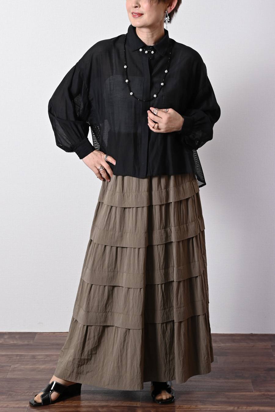 シアー×メッシュ 薄軽コンビブラウス+ワッシャーティアード ロングスカート2点セットコーデ