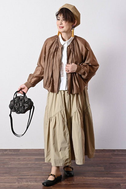 空気のような軽やかさ！シアーギャザー ジップアップブルゾン