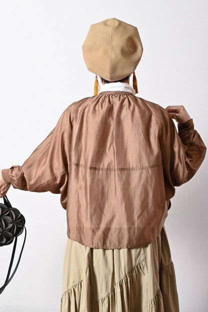 空気のような軽やかさ！シアーギャザー ジップアップブルゾン