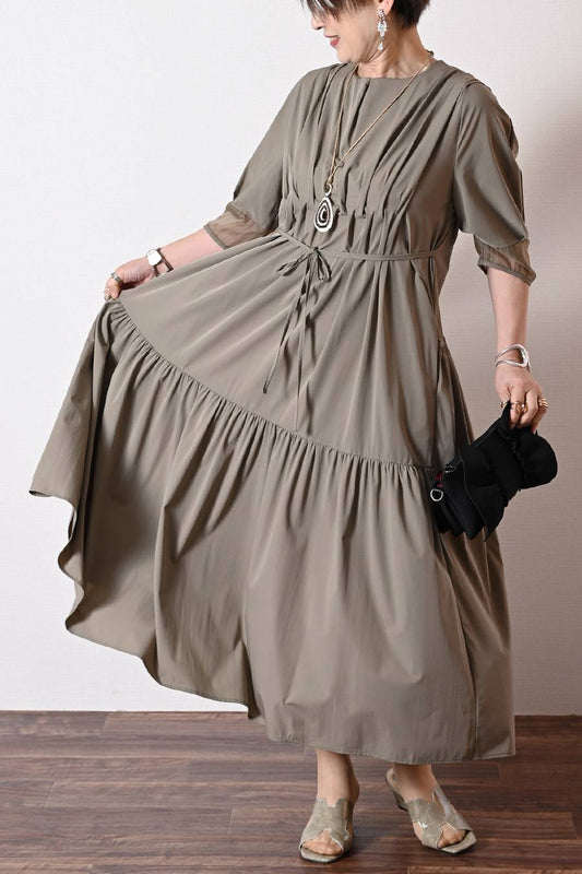 ゆったり軽量！タック＆ティアード 異素材切替マキシワンピース