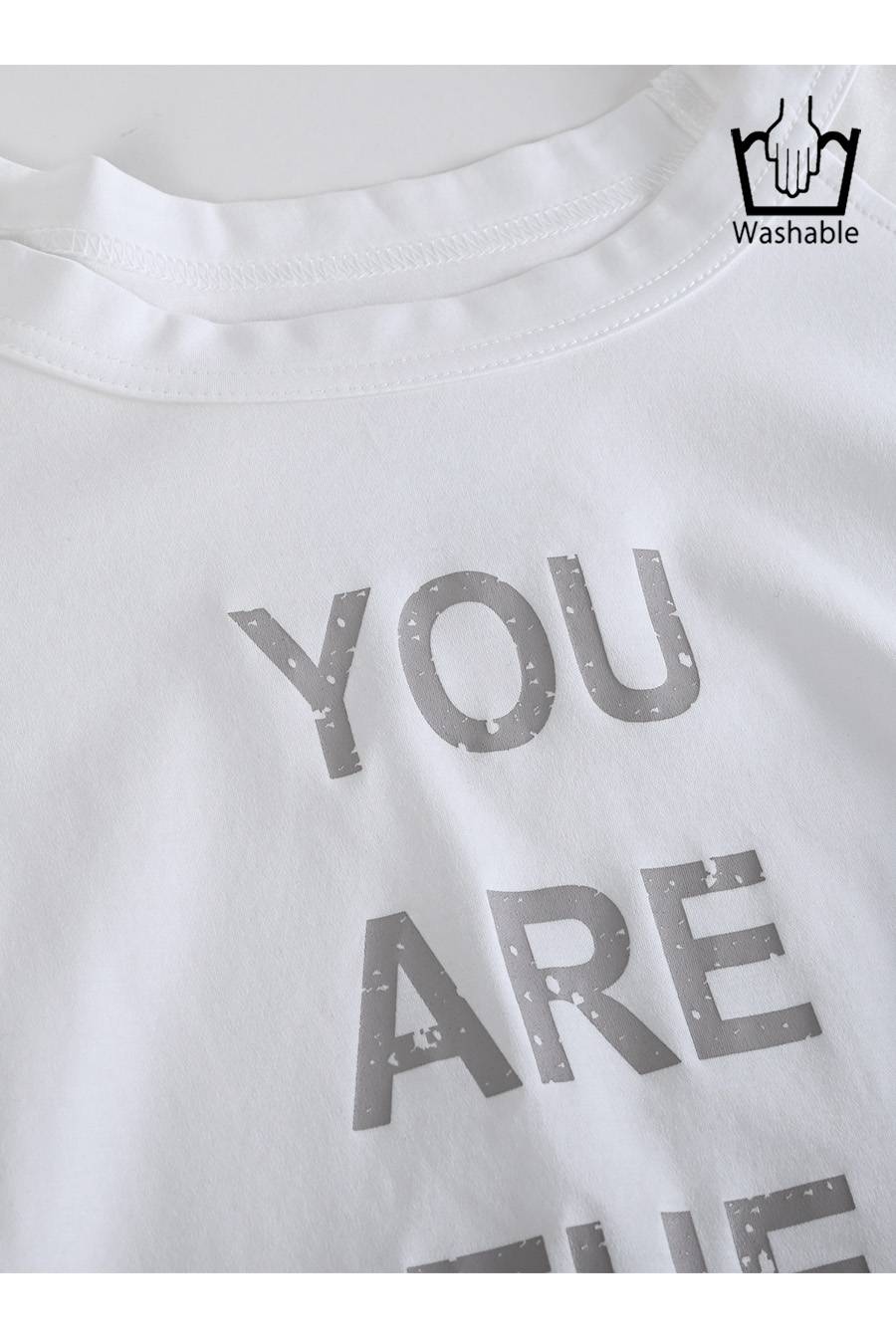 汗染み対策にも！シアー切替 ロゴプリント・ドルマンプルオーバー