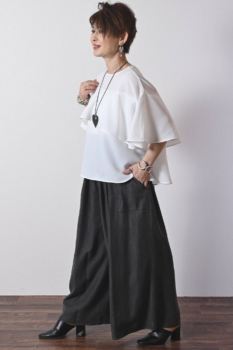 脚長高身長さん向けウエストゴム タックワイドデニムパンツ