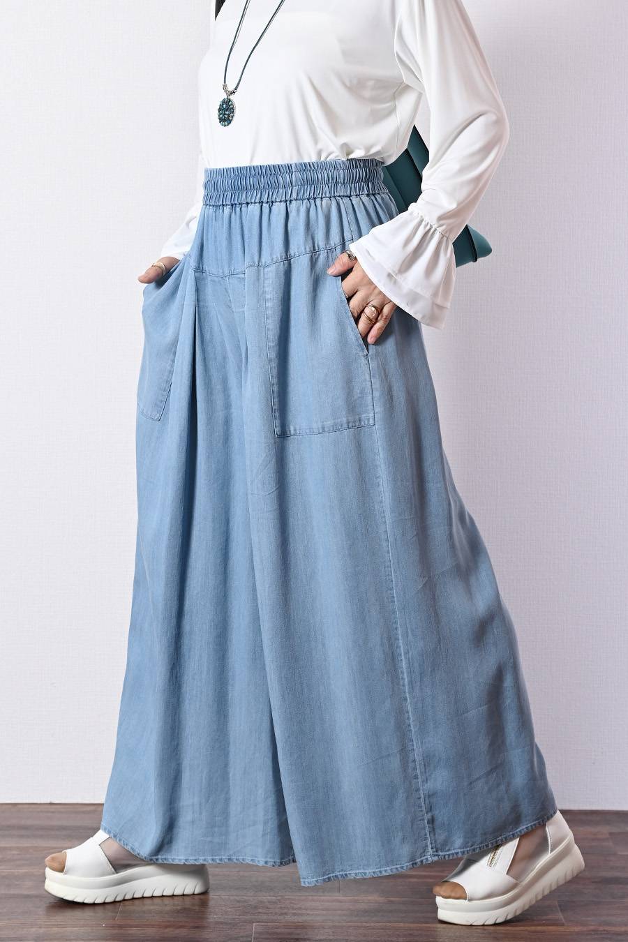 脚長高身長さん向けウエストゴム タックワイドデニムパンツ