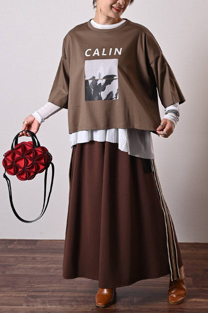 シルケットコットン フォトプリント ドロップショルダー七分袖Tシャツ + バックギャザー切替 カットオフチュールプルオーバー