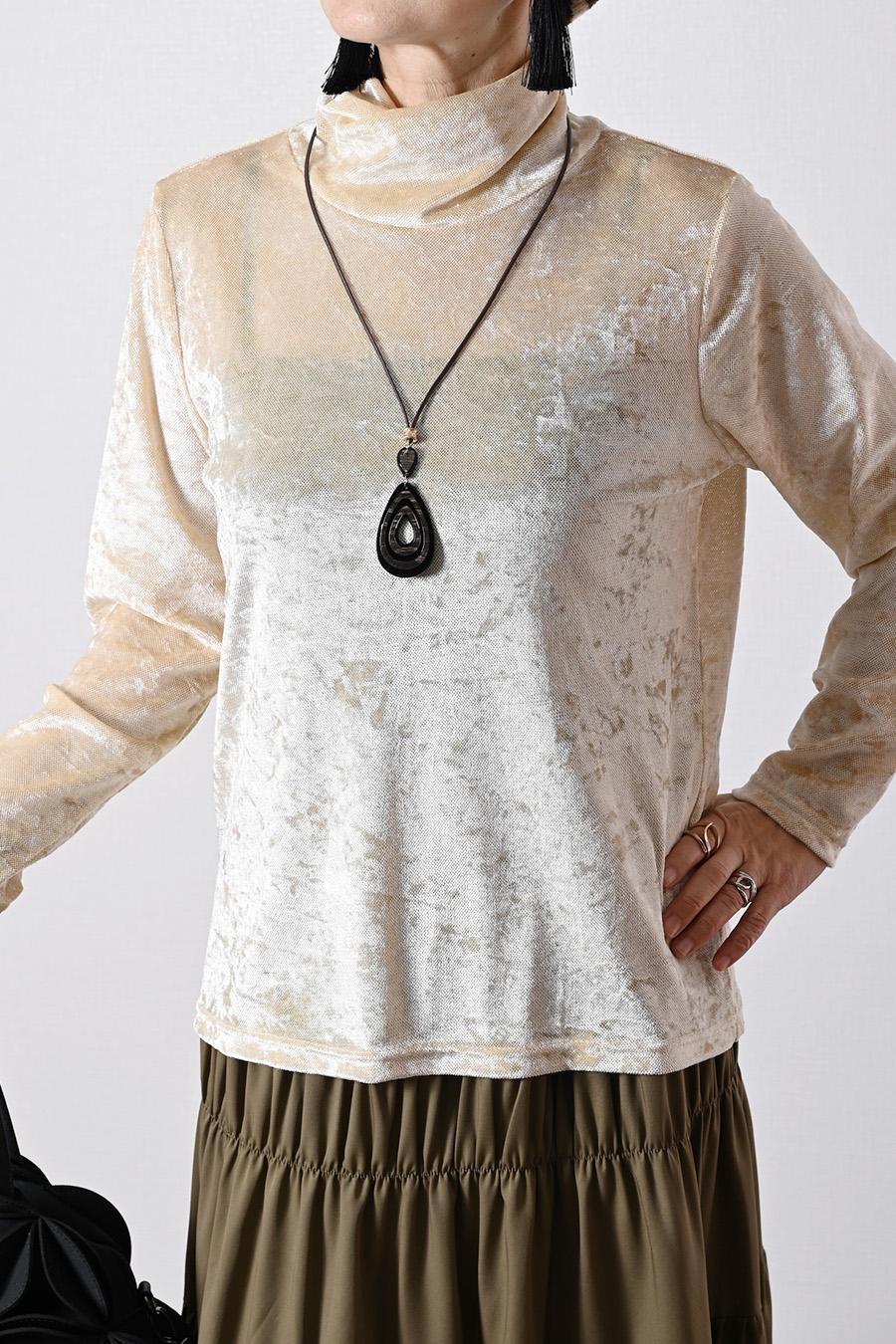 ティアドロップ型 樹脂コンビネックレス