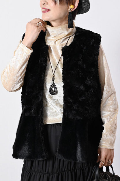 ティアドロップ型 樹脂コンビネックレス