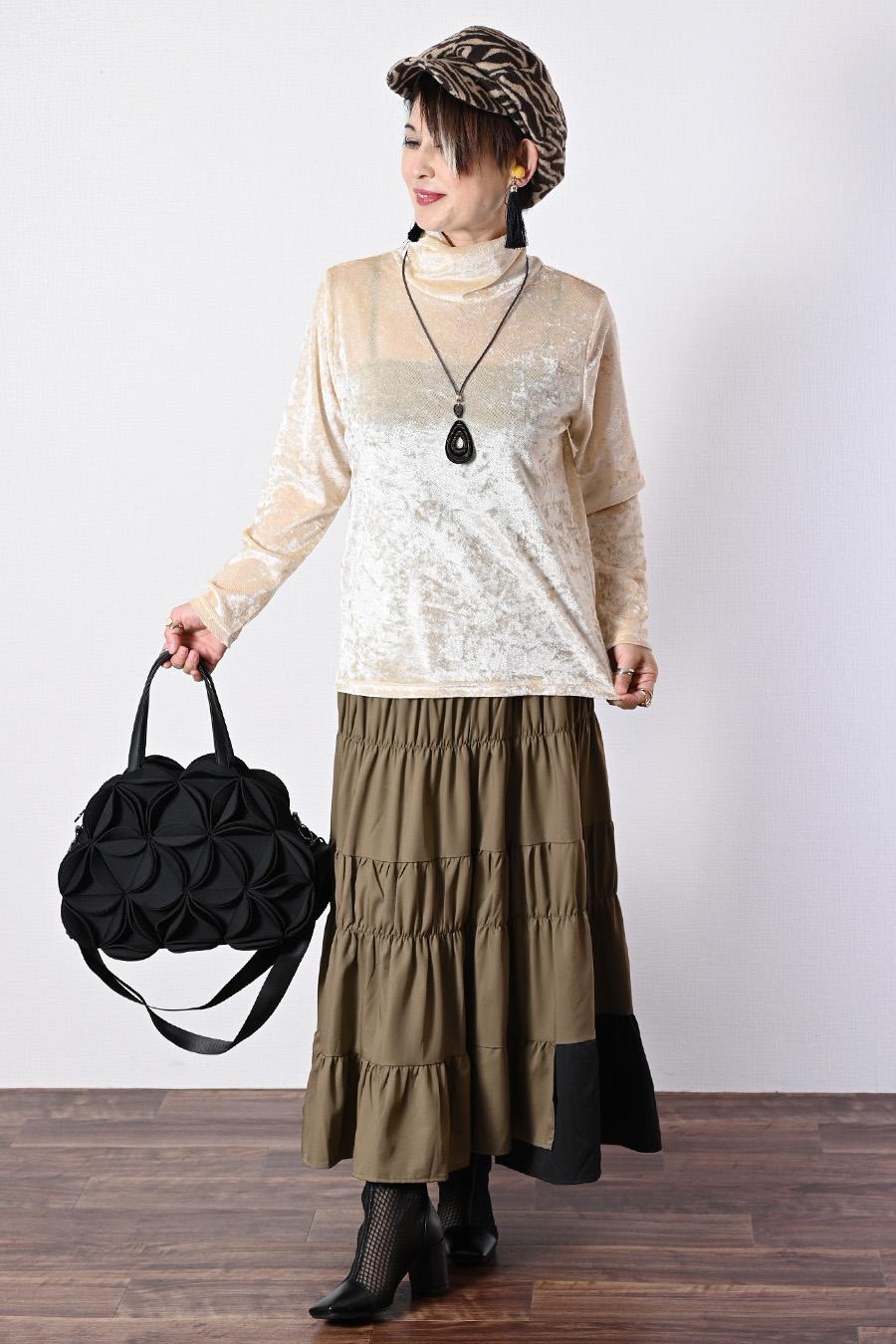 ティアドロップ型 樹脂コンビネックレス