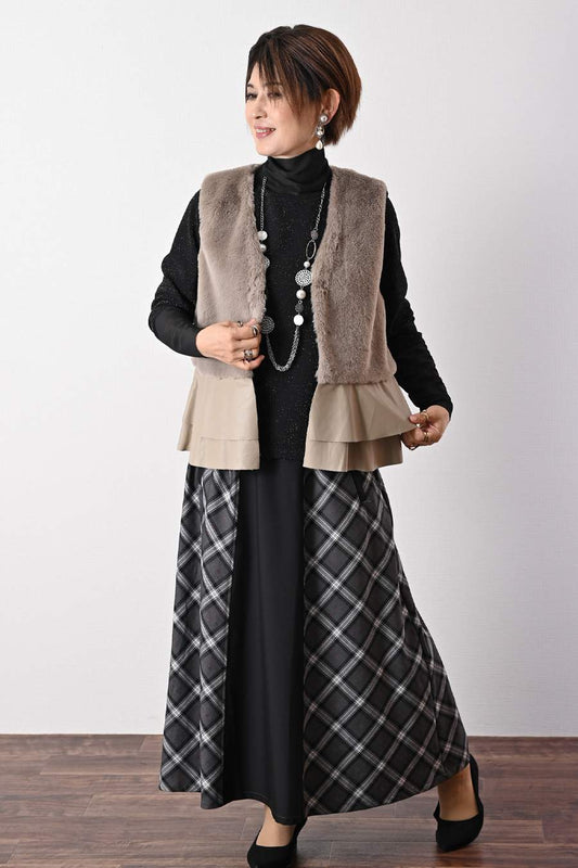 選べるボアベスト+ラメ＆チュール タートルネックプルオーバー２点セットコーデ