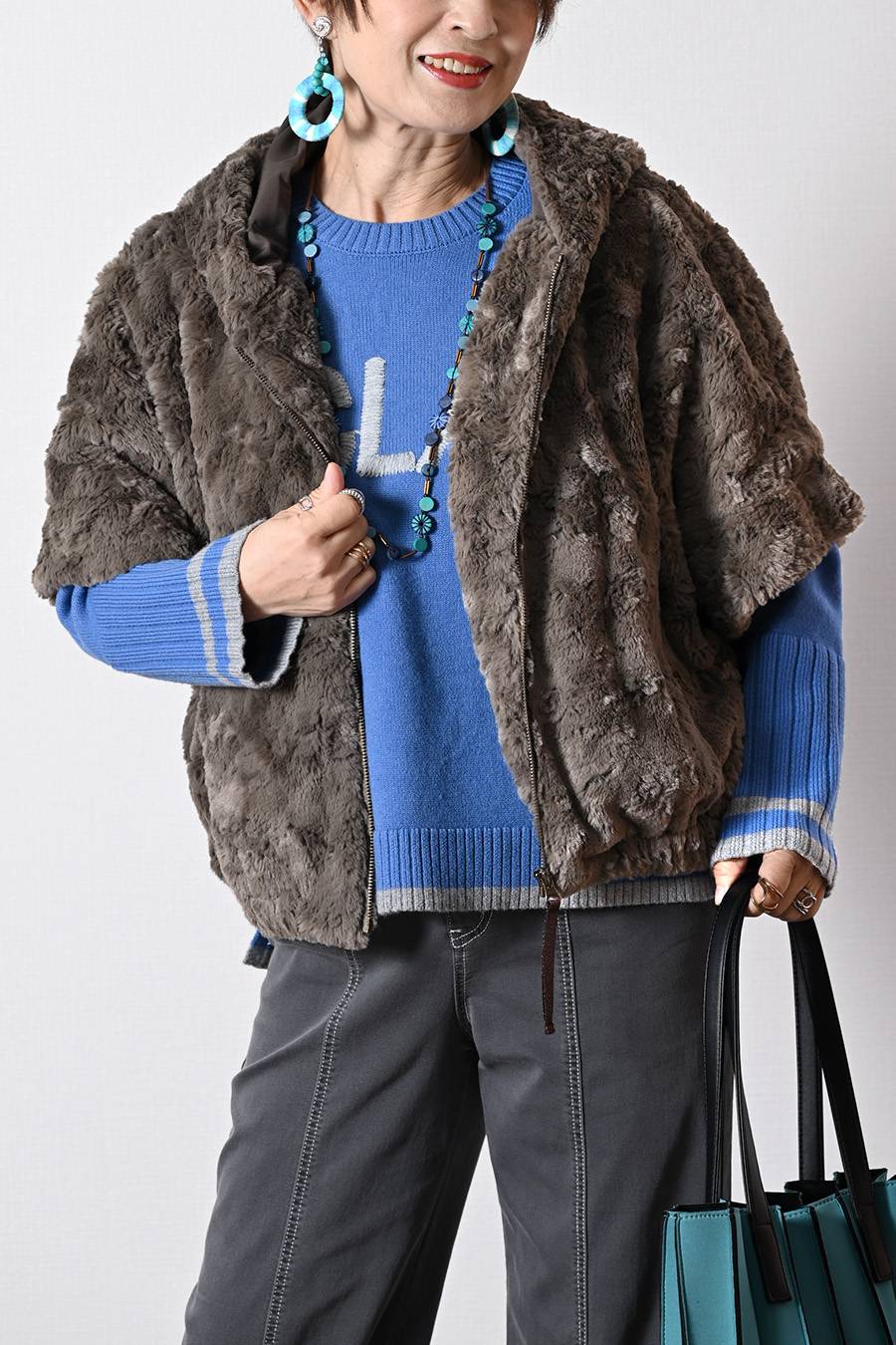 クラッシュファーフーデッド５分袖ジャケット