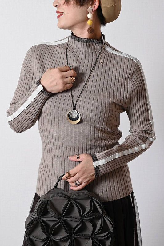 【Special Offer 42%OFF】吸湿発熱素材 ゴージャス高見えラメ切り替えリブニット